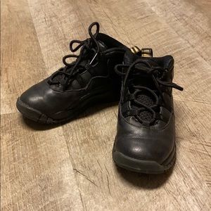 Jordan Boys’ Retro 10  NYC Edition Size US 10